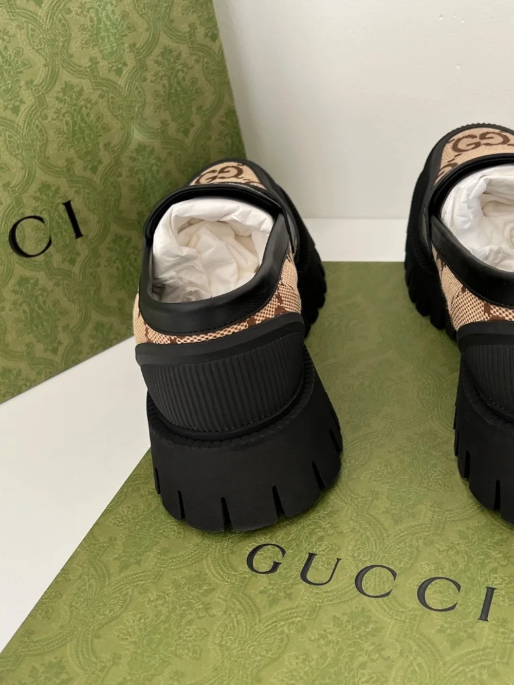 Gucci Men's Shoes Maxi GG Slip On Loafers Rubber Fabric Leather Size 10.5 US 11